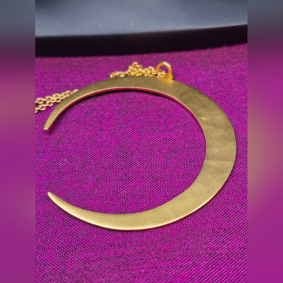 RARE-RLM Studio Hammered Brass Moon Pendant 18" Necklace & Matching Earrings Set - Picture 12 of 16